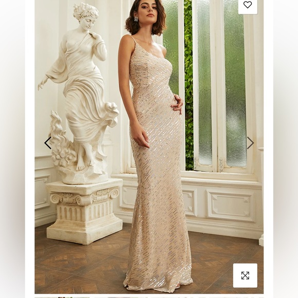 Off the shoulder sequin slip golden evening dress - Picture 2 of 9